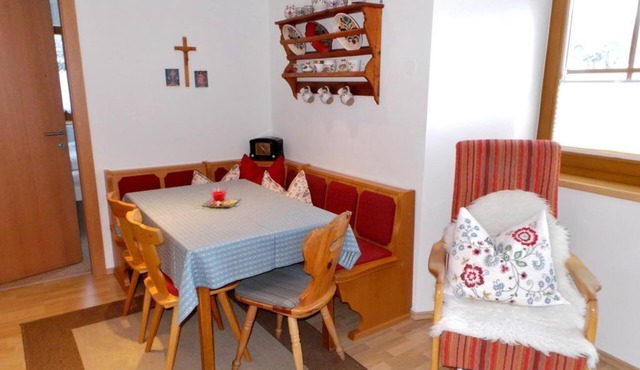Apartment No. 3 "Oma Resi" - Groder, guest house