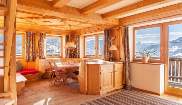 Apartment "Zillertal 3000" with Mountain View, Wi-Fi & Terrace