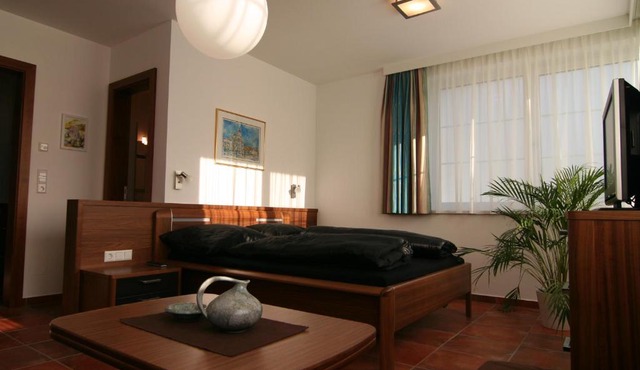 Apartments Schloß-Weißenstein-Straße