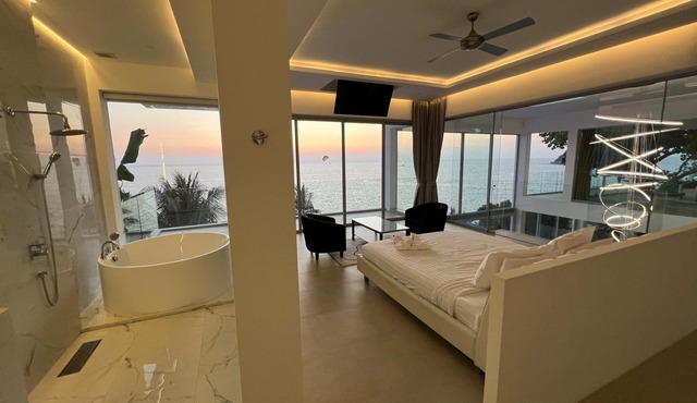 Baan Perwah Villa. Absolute Waterfront Luxurious 8-bedroom, Karon Phuket