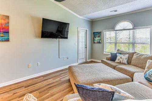 Balcony + Pool Access: Serene Little River Retreat in Little River