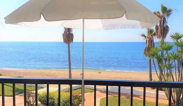 Beach Front house - Full Sea view - Dona Lola Beach Resort - Marbella - Mijas in Marbella