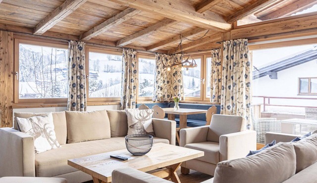 Beautiful apartment for 6 people with hot tub, WIFI, TV, balcony and parking