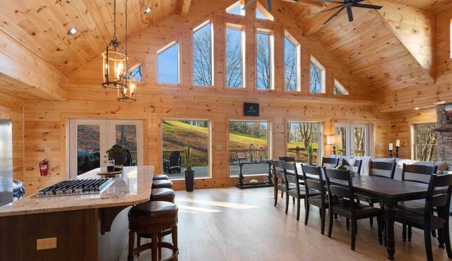 Beech Mountain Cabin on Golf Course