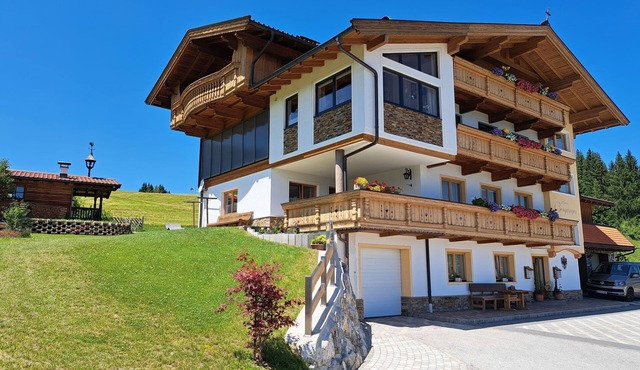 Berganger by Interhome