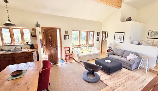 Best one bedroom cottage in Old Snowmass