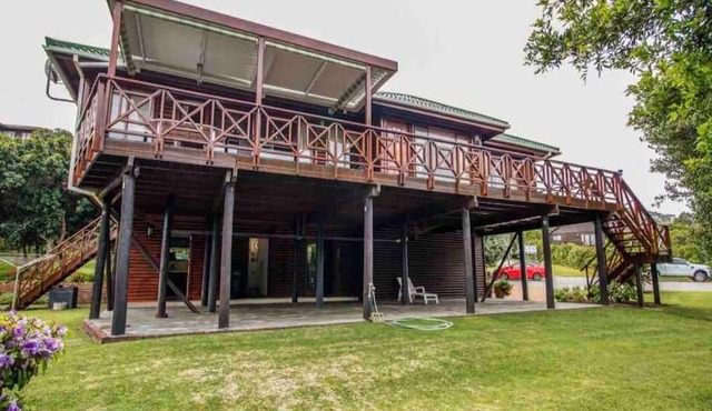 Birdsong Your Brenton-on-Sea home-away-from-home