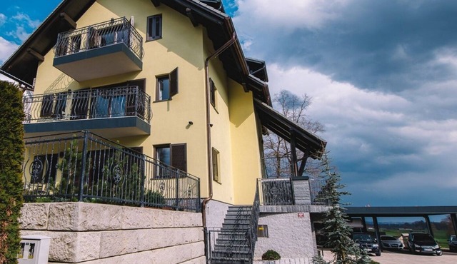 Bled Prestigious and Stylish Apartments - Standard One Bedroom Apartment with Balcony
