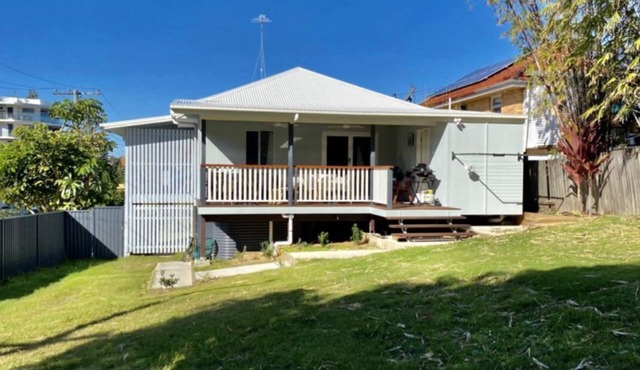 Blue Beach House Pet Friendly Near Kings Beach