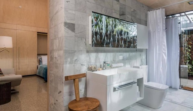 Buhwi Bira Byron Bay Studio – Boutique Central Garden Retreat with Bath