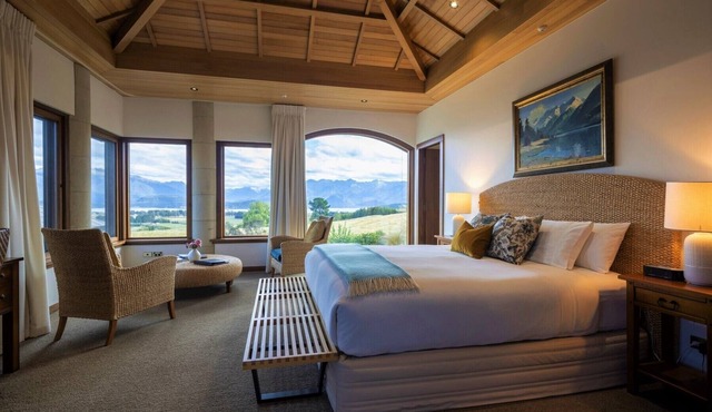 Cabot Lodge