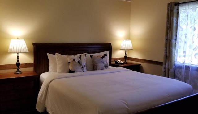 Carmel Valley Lodge
