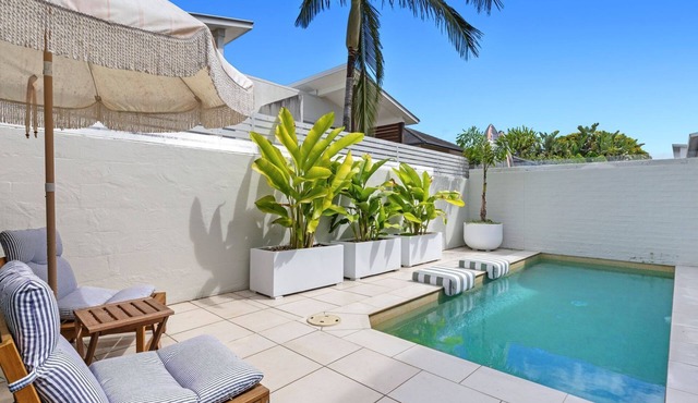 Casa Casuarina - Private pool & steps to the beach