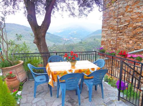 Casa Mamma Rosetta in Civezza