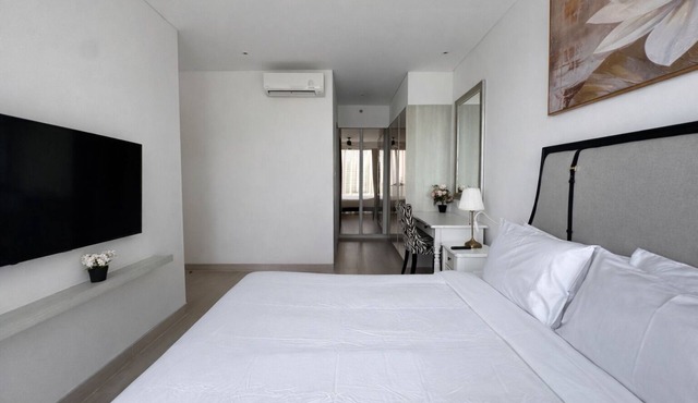 Cassia Residences 3Br Sea & Lake View