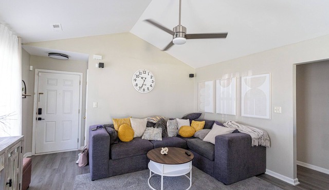 Charming 3-bedroom house 10 mins from Charlotte Uptown with WiFi, AC