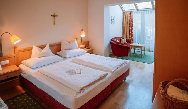 Comfort room 4 star, shower, WC, and balcony - Relax- & Wanderhotel Poppengut in Mitterstoder