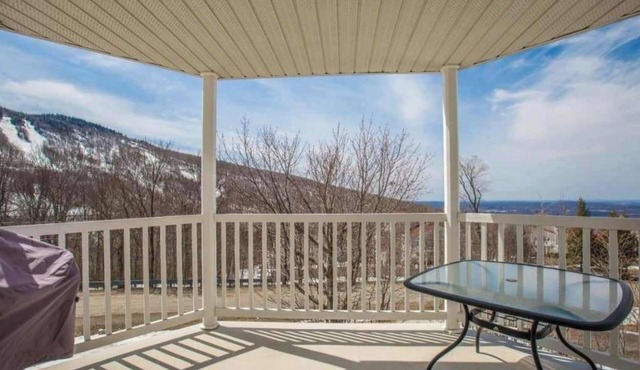 Condo with spectacular view for monthly rental in Mont Sutton in Sutton