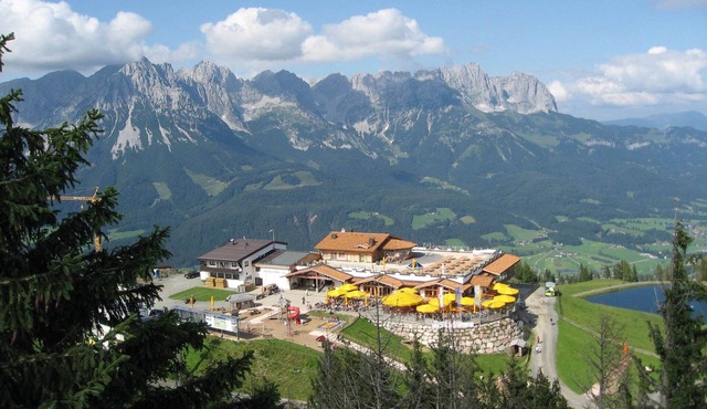 Cosy chalet in Tyrol with a private garden