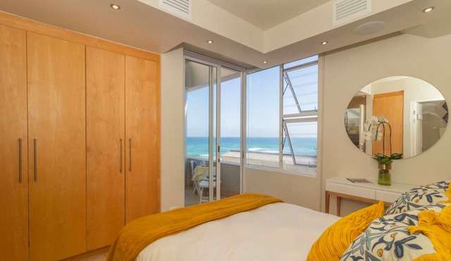 Cozy Room With a Partial sea View