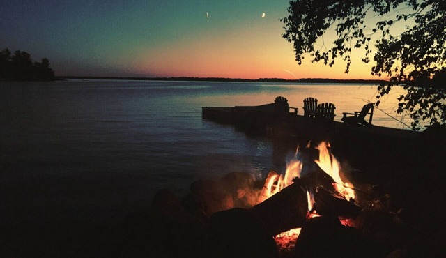 Cozy Rustic Waterfront Cottage on Georgian Bay (near Pointe Au Baril/Parry Sound) in The Archipelago