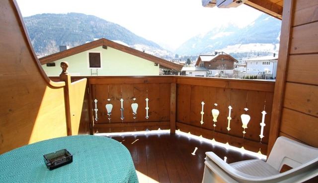 Cozy Studio Apartment in Mittersill near Ski Bus