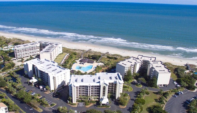 Crescent D1E at Sandpiper Run - Large Pool, private stairs