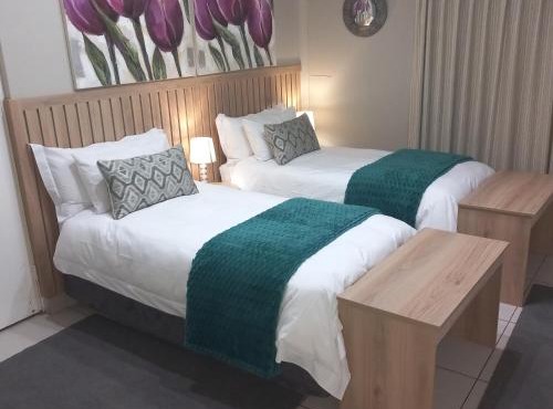Cronin Luxury accommodation Room 4 in Kimberley