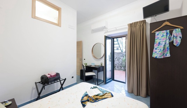Dint' a Torre Bed & Breakfast