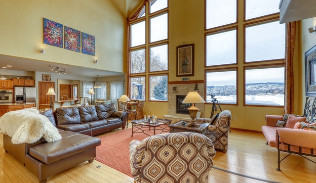 Dog-friendly home with mountain views, pool & private hot tub