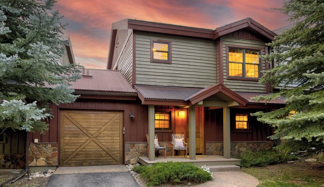 Eagle-Vail Townhome w/Private Spa! - Minutes from Vail and Beaver Creek! in Avon