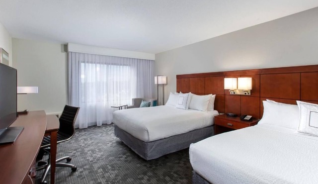 Explore Barefoot Landing then Relax in Indoor Pool Retreat | 4 Rooms in Myrtle Beach