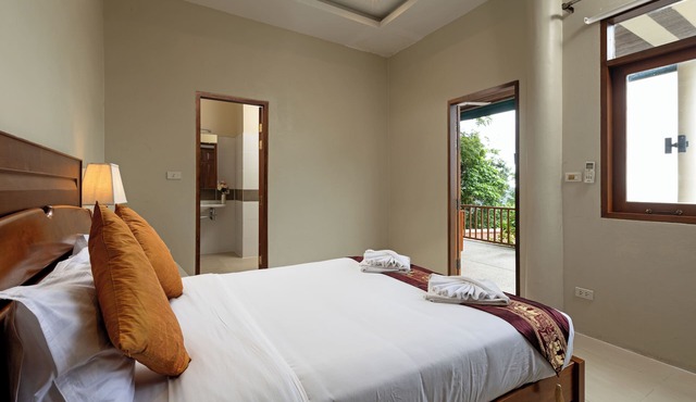 Family-Friendly Getaway Close to Attractions, Stunning views of Ocean and Patong