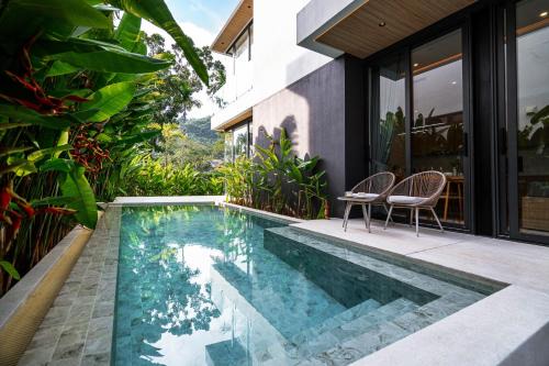 Grand Villa Aileen