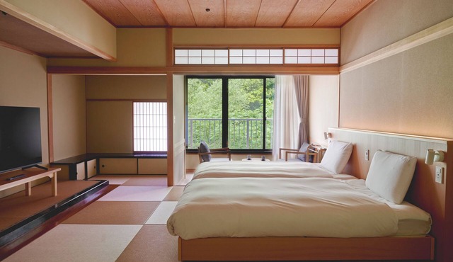 Hakone Pax Yoshino