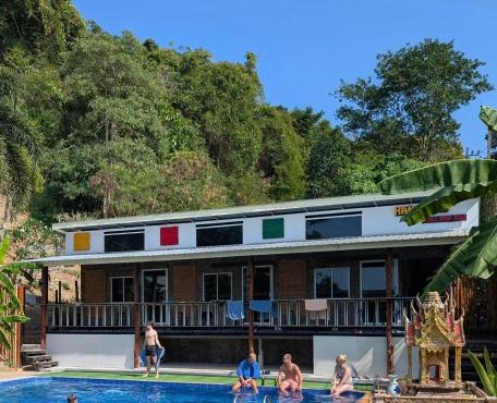 Hangover Chill & Hill Hostel in Phi Phi Islands