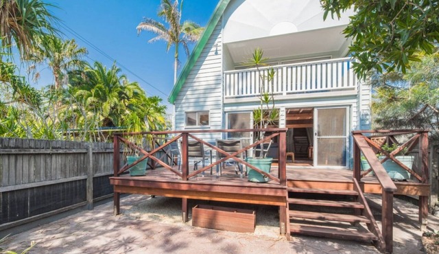 HENNESSEA - Unique Beachfront
