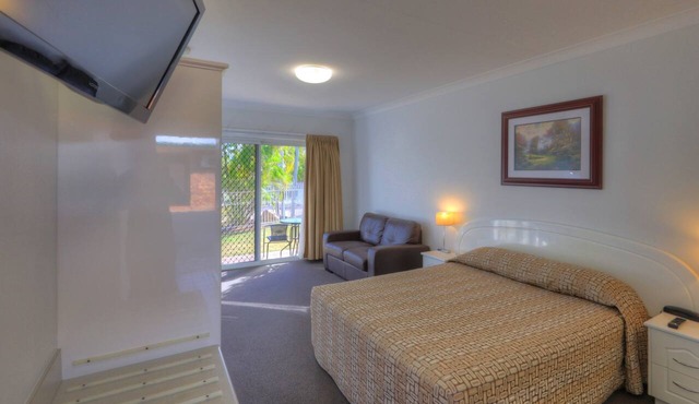 Heritage Lodge Motel