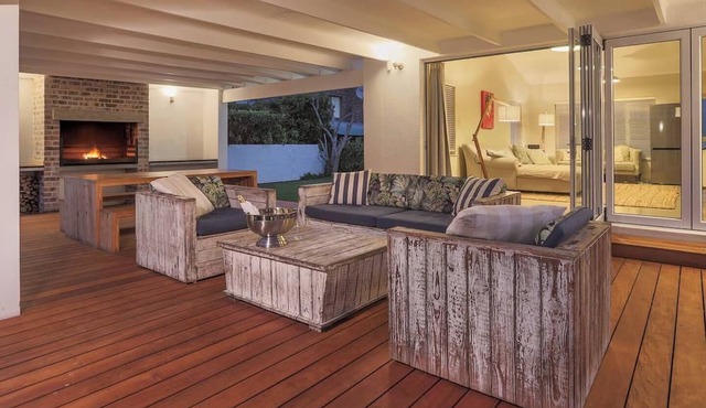 Hibiscus on Fourth | Tasteful family haven