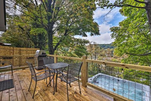 Hilltop Hideaway w/Scenic Views & Hot Tub!