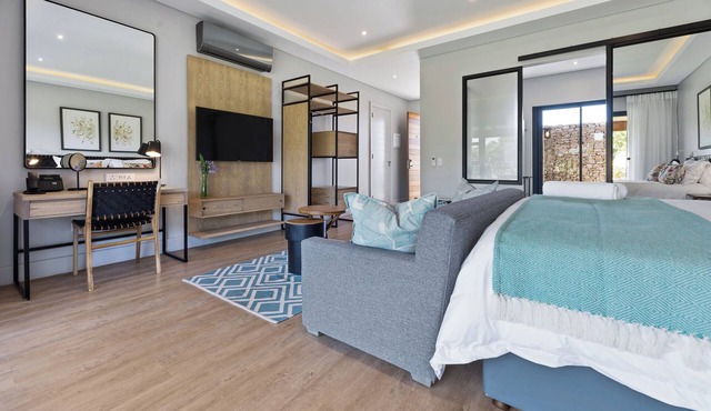 Hotel Olivewood