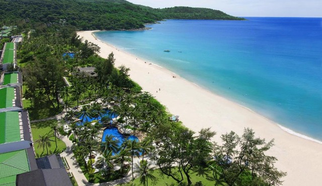 Katathani Phuket Beach Resort - SHA Extra Plus