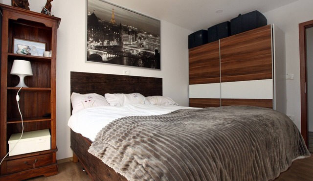 Klara House Two Bedroom Apartment in Sicciole