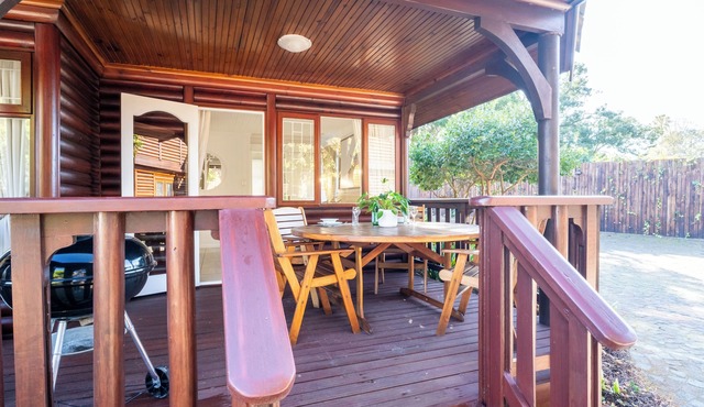 Knysna River Club Unit 28 Adorable 1-bedroom cabin in gorgeous Knysna