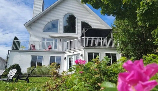 La Dolce Vita - Home away from home in Saint-Mathieu-du-Parc
