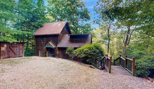 Lazy Days Cabin Stay