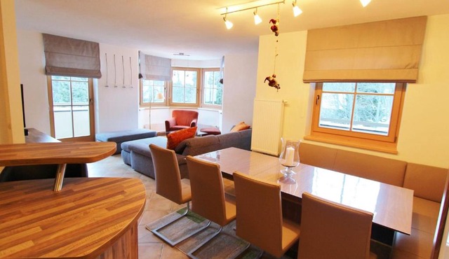 Lovely Chalet with Sauna Ski Storage Heating Carport