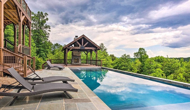 Luxe Retreat w/ Mtn View < 5 Mi to Lake James