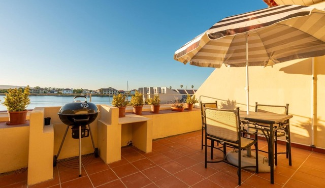 Luxury Riverside Views | Balcony | Pool