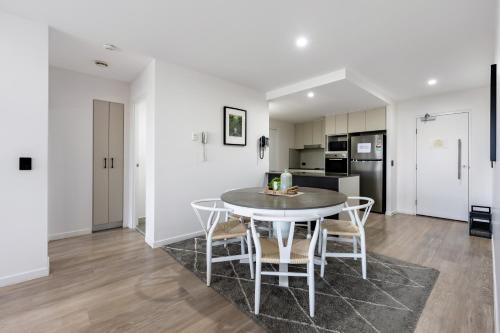 Luxury Spacious 3 Bedroom Apartment - Gold Coast